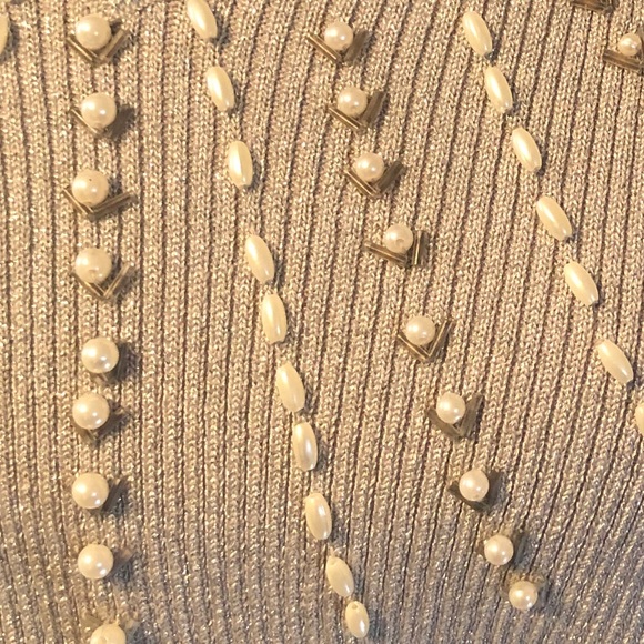 Cable & Gauge Silver Studded & Pearl Sweater size Large - Picture 6 of 8